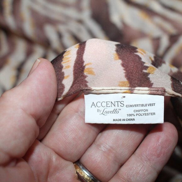 Lavello Accents Convertible Vest OS Animal Print - Picture 4 of 6